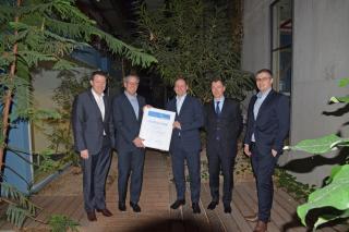 WFB gratuliert SurTec zum runden Geburtstag